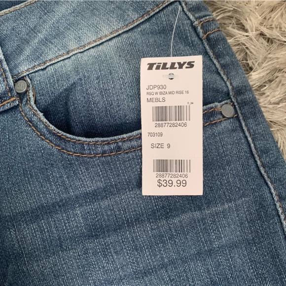 Tilly’s Jeans RSQ - Picture 4 of 10